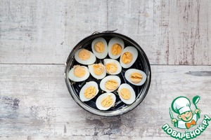 Фаршированные яйца, запеченные по-провански